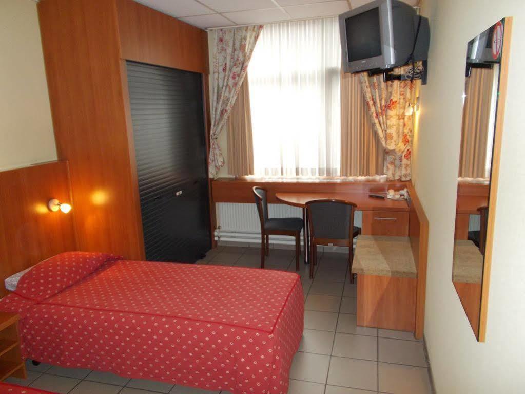 Hotel De Venne Генк Экстерьер фото